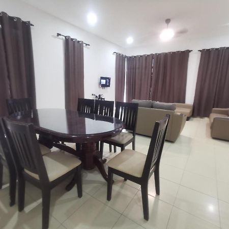 Oyo Homes 90524 D'J Pegaso Serom Homestay Муар Экстерьер фото