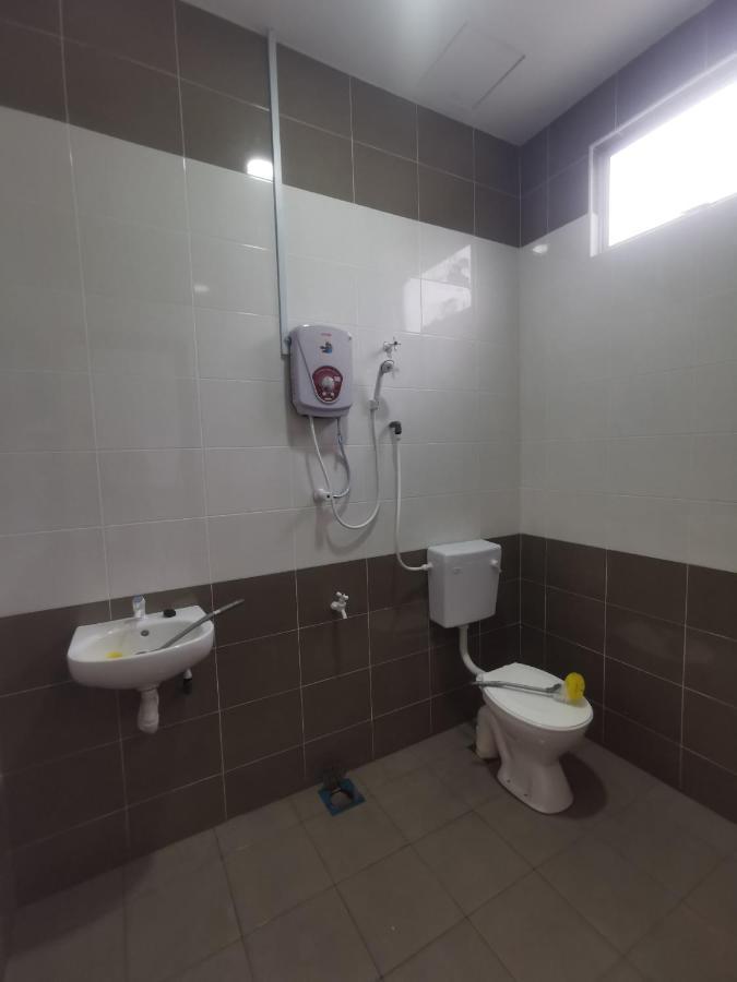 Oyo Homes 90524 D'J Pegaso Serom Homestay Муар Экстерьер фото