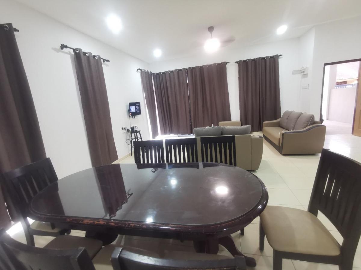 Oyo Homes 90524 D'J Pegaso Serom Homestay Муар Экстерьер фото