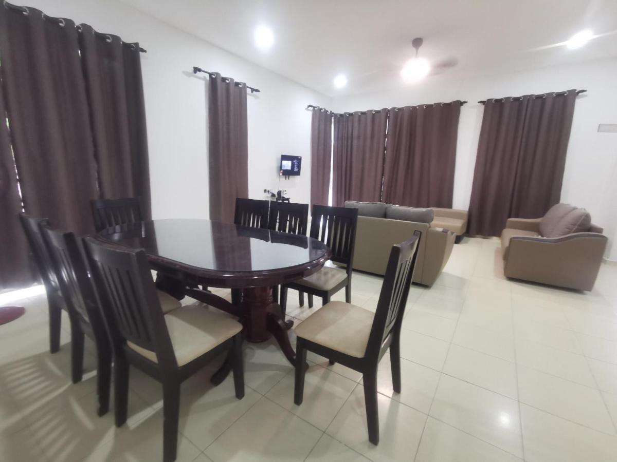Oyo Homes 90524 D'J Pegaso Serom Homestay Муар Экстерьер фото